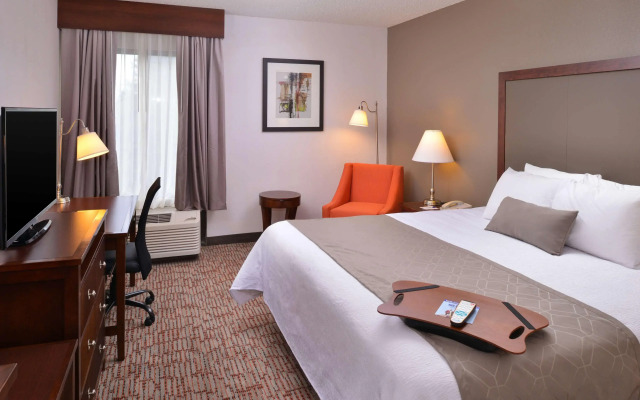 Best Western Plus Wichita West Airport Inn