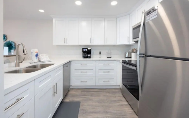 Pelicans Roost 305 2 Bedroom Condo