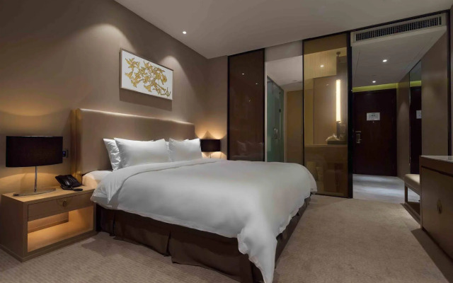 Gallery F Hotel