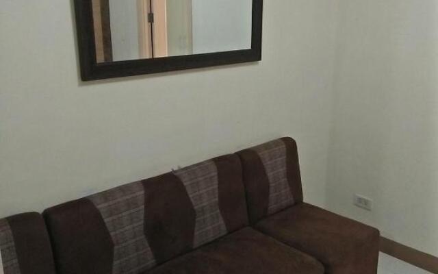CHATEAU ELYSSE a4 near SM Mall,AIRPORT Wifi