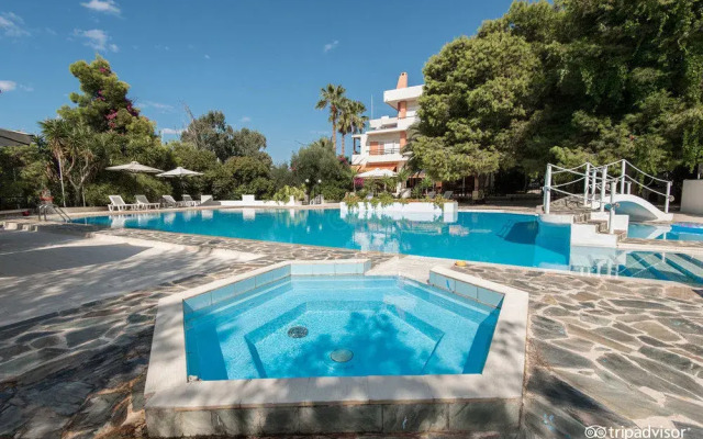 Monte Vardia Hotel