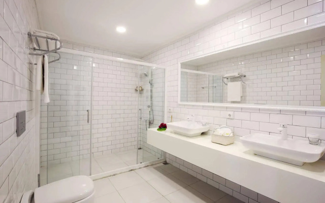 Hotel Mavi Beyaz