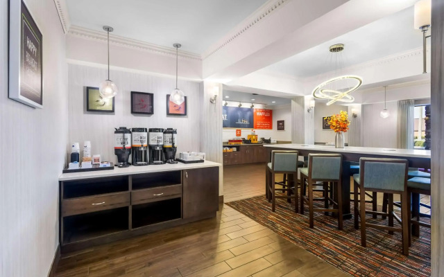 Hampton Inn Marion