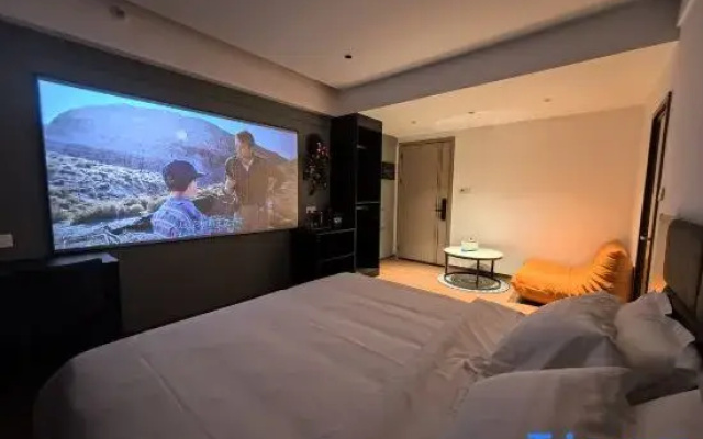 Wanyi Audio-visual Apartment (Wanda Plaza)