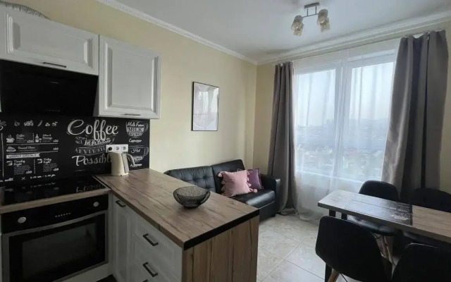 Apartment on 93 Engels Street