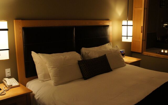 Brentwood Bay Resort & Spa