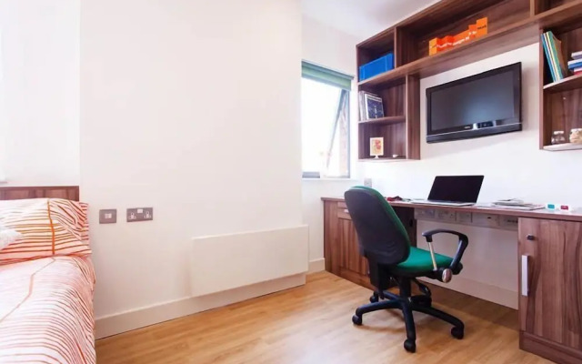 Relax By MPH-200 Chic Studios In Prime Bristol