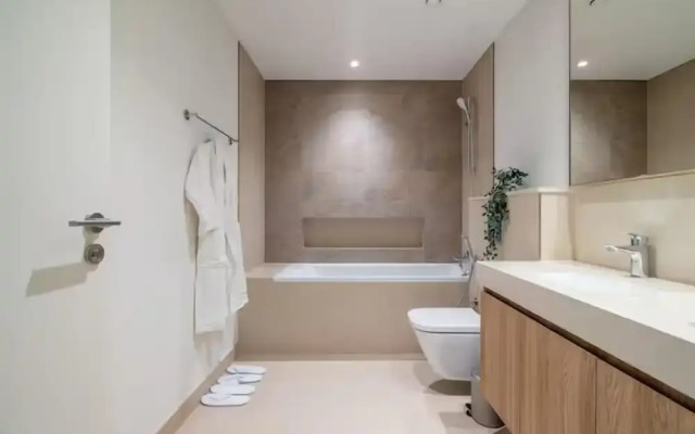 Rove Haven Crown 4BR Burj Dubai Mall