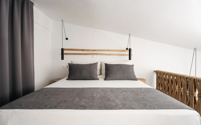 Petradi Beach Lounge Hotel
