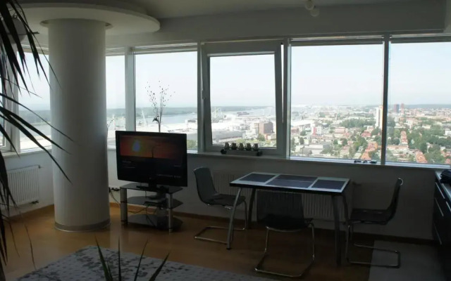 25-Th Floor Sea View Apartment
