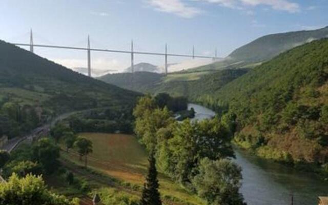 La Terrasse De Peyre