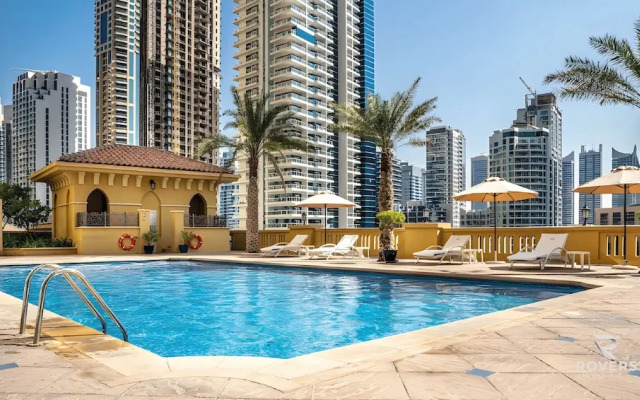 Rovers Beach Hostel JBR