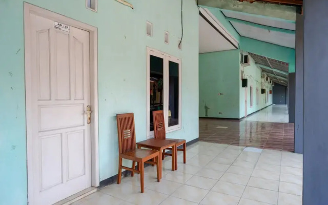 Penginapan Cemara Indah by RedDoorz