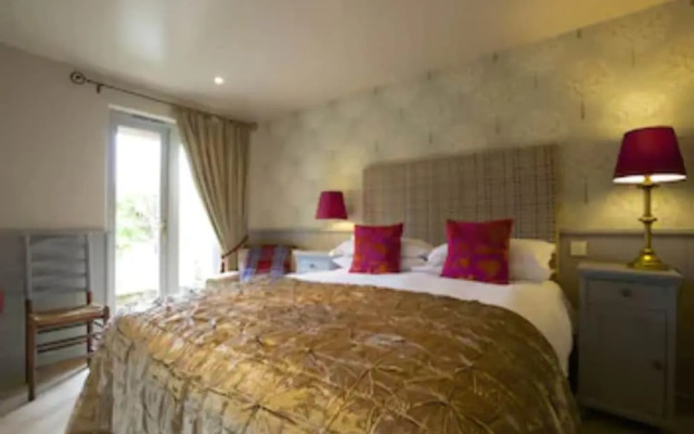 The Pear Tree Inn