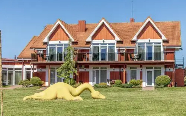 Radailiu Dvaras - Dinosaur Park