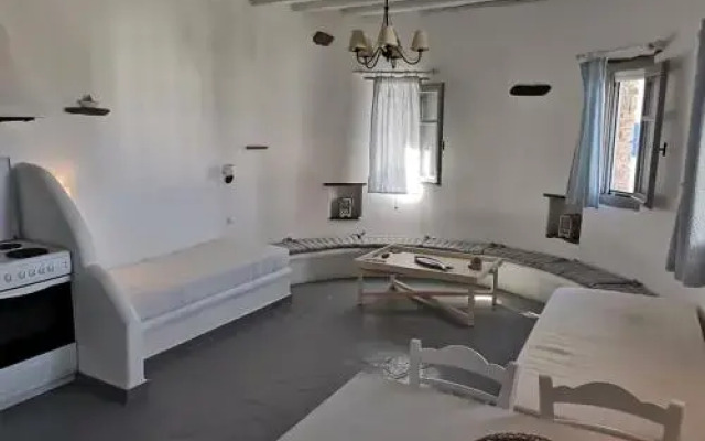 Elia Apartments