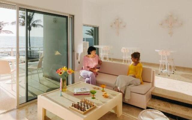Punta Paradiso - Adults Only