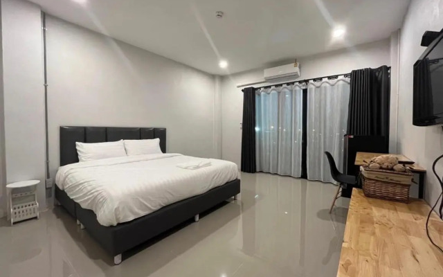 Life Hotel Rong Khun