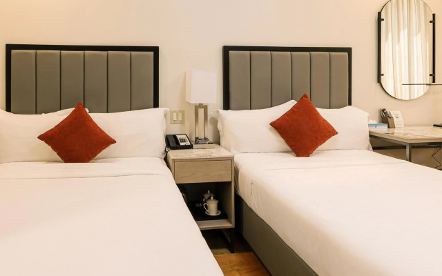 Asiatic Hotel by LaGuardia Airport
