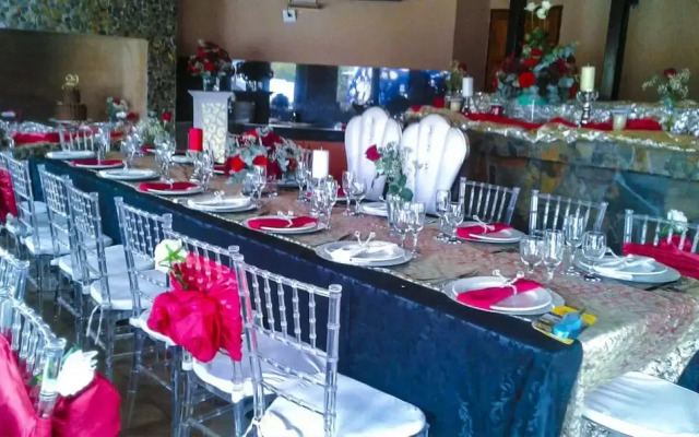 Cliffords Lodge & Spa