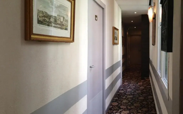 Hôtel Les Beaux Arts