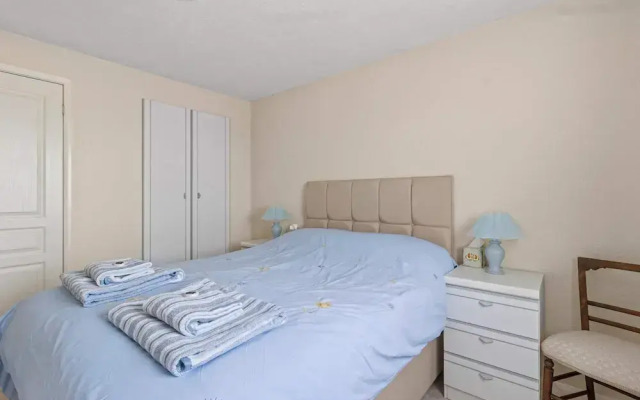 The Coastal Crab - Family-friendly Three-bed Beach House in Pevensey