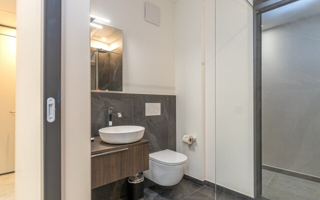 Icon H 301 Suite Micro-living