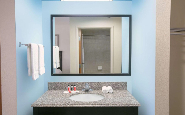 Holiday Inn Express & Suites Roswell