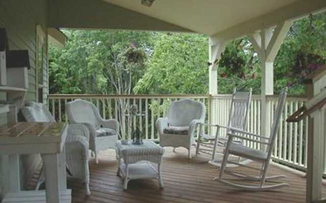 Alpine Haus Bed & Breakfast Inn