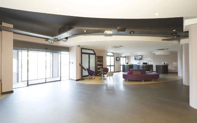 Kyriad Le Blanc Mesnil