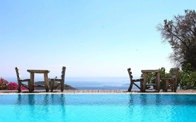 Zephyros Hotel