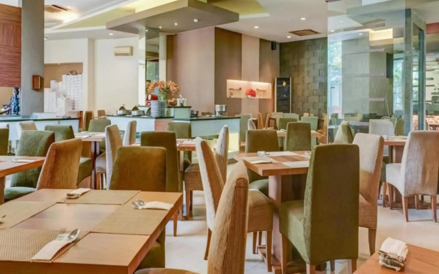 Grand Cikarang Hotel