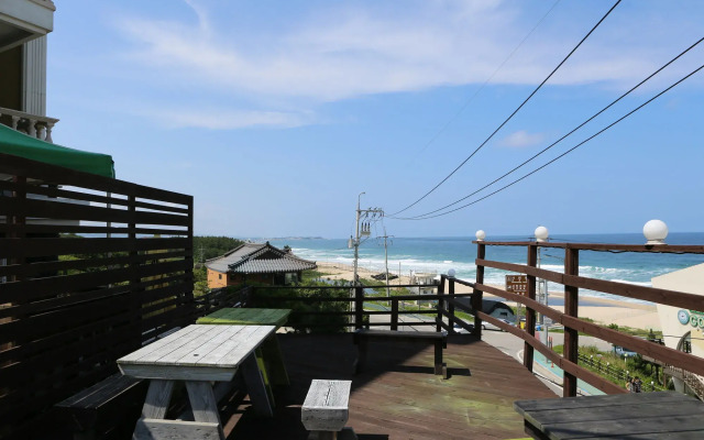 Seaview Pension