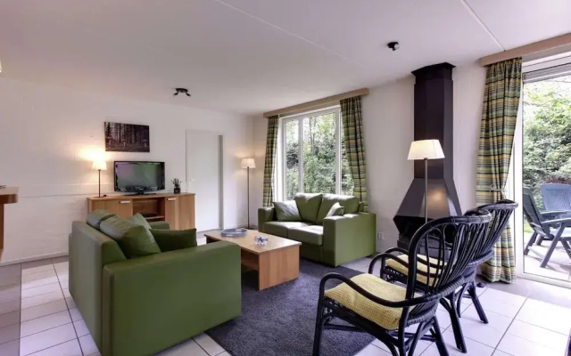 Cozy Holiday Home with Garden near Zwolle
