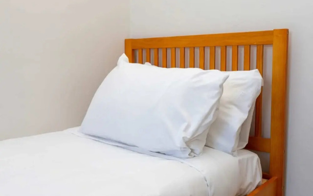 Spacious 2BD Flat By Regents Park & Camden Town!