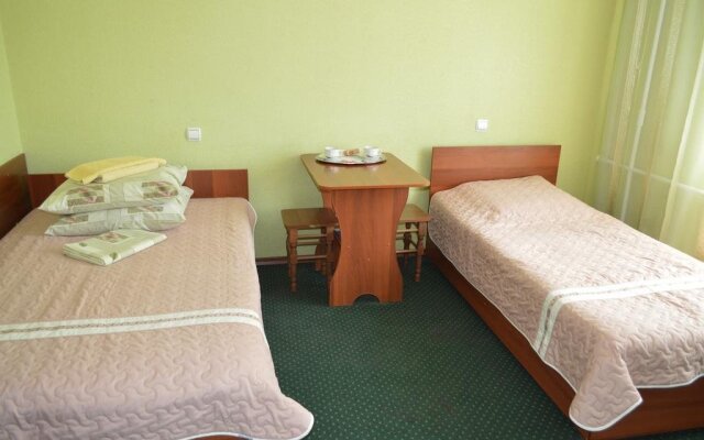 Green City Hotel