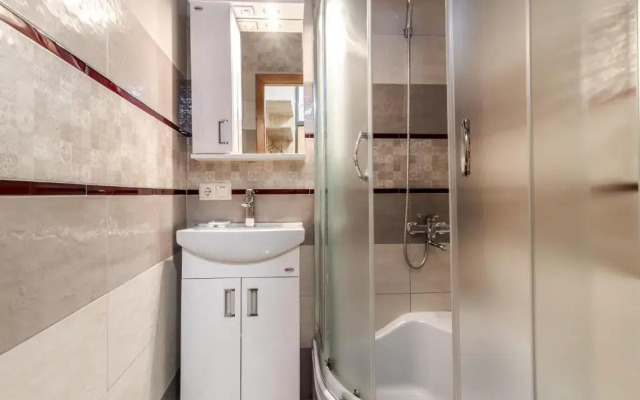 Akademika Hnatyuka Apartment