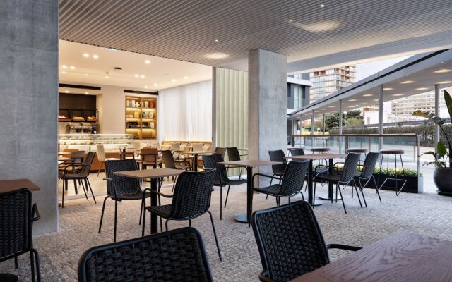 Four Points by Sheraton Matosinhos