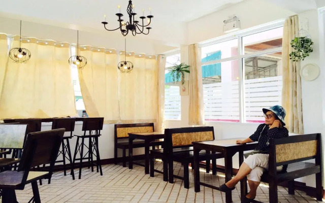 Home Boutique Hotel