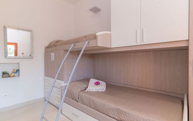 House Lidia Porto Istana