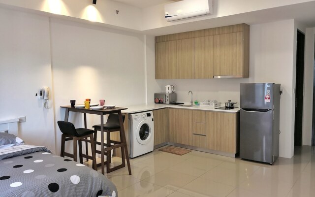 Tropicana 218 Suites