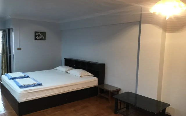 Bangsean Condotel By Krupaew