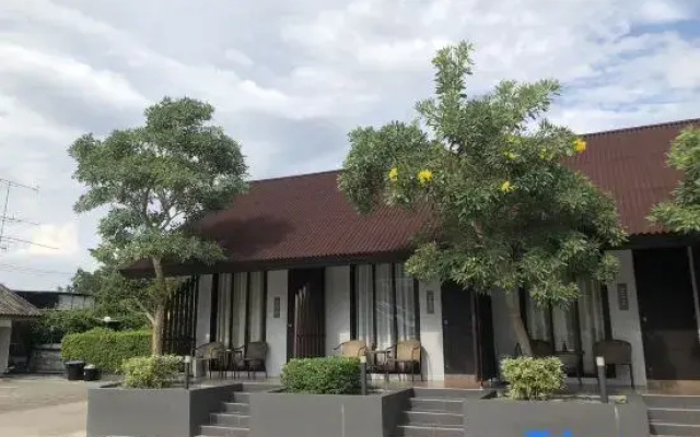 Suansin Garden Hotel