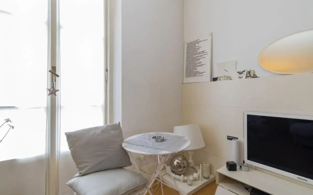 Bellotti 4 · Renovated apartment in Milan center - WiFi - A.C.