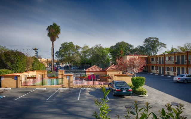 University Inn Chico