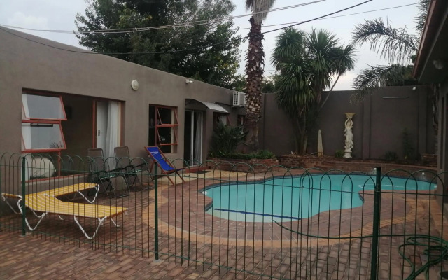 Naisar's Apartments Primrose,Johannesburg