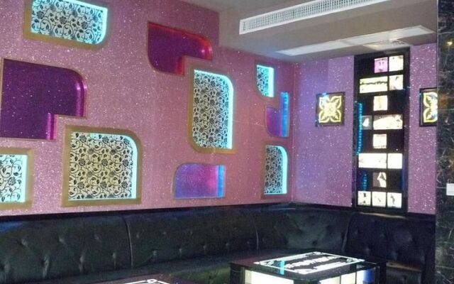 Longzhu Hotel