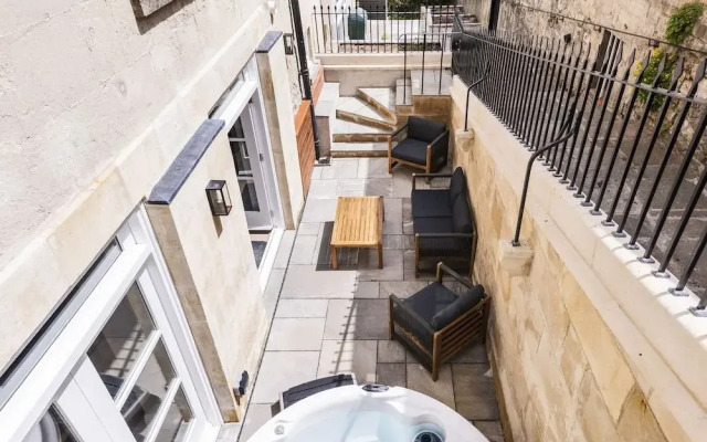 Wine Vaults Apartment