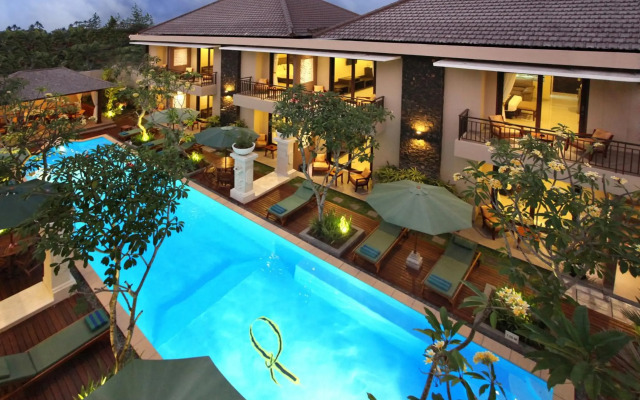 d'Penjor Seminyak Hotel