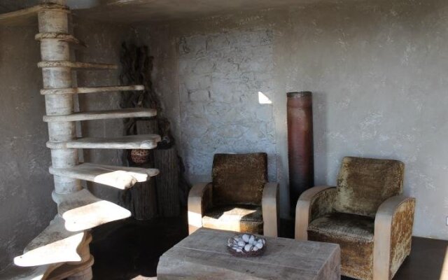 Une Maison À La Campagne